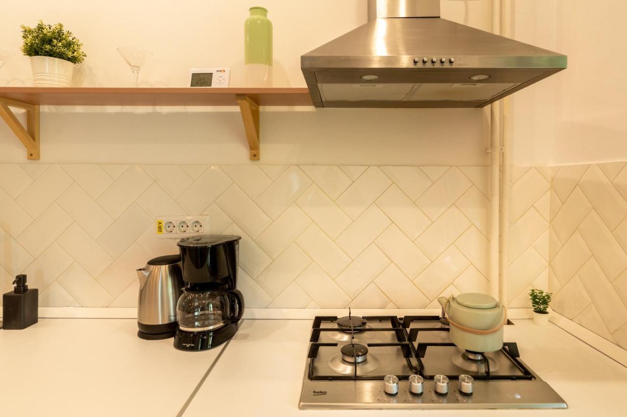 Ideal Stay: Spacious 2Br Apt Near Calea Victoriei 부쿠레슈티 외부 사진